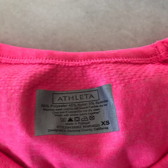Athleta fastest track tee - Picture 2 of 3